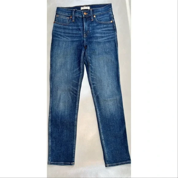 Madewell Slim Straight Jeans in Hammond Wash - Picture 5 of 6